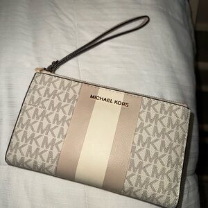 Michael Kors Monogram Wristlet Wallet